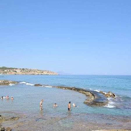 Apartment Froso On The Beach Ретимно Екстериор снимка
