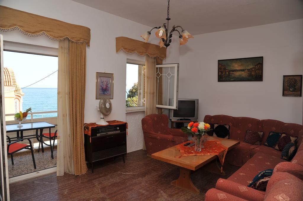 Apartment Froso On The Beach Ретимно Стая снимка